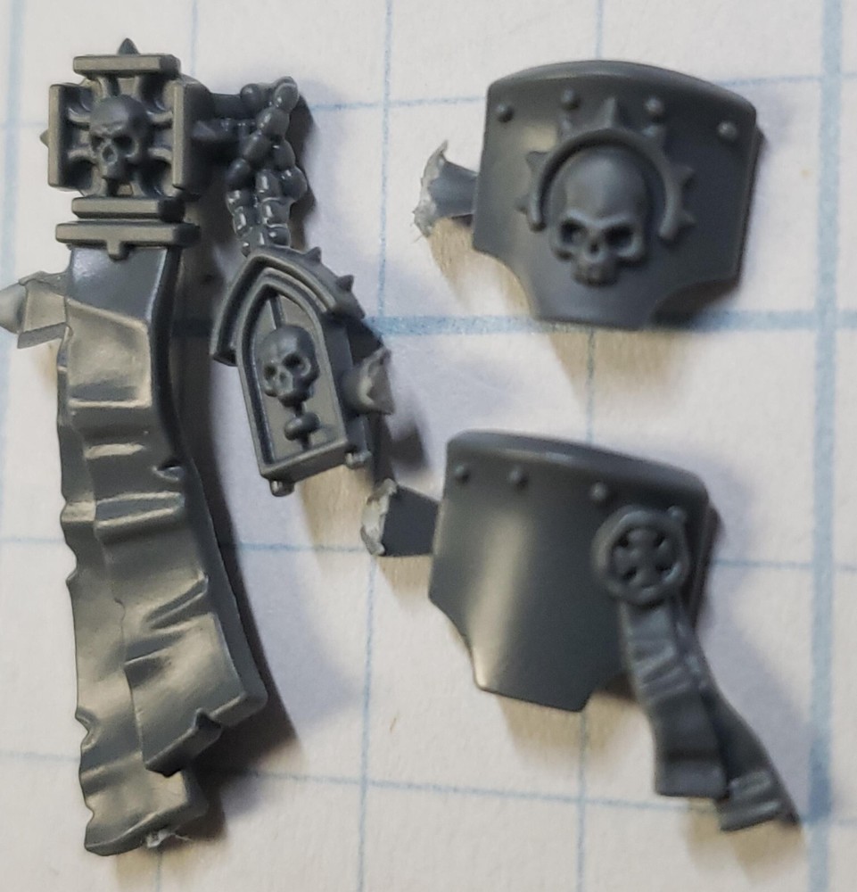 Warhammer 40k Space Marines Bits Terminator Chaplain Relic Tabard w Hip Guards