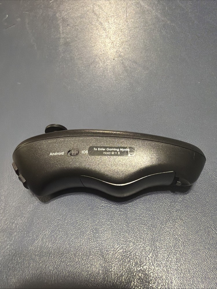 Hype Cynoculars VR Headset Remote Controller Model ATV-CYNO Black Untested