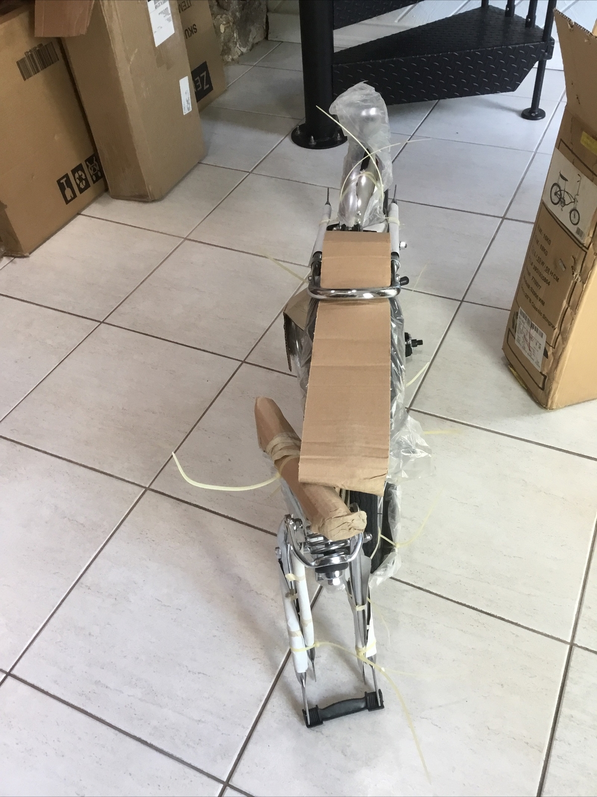 Schwinn Sting Ray Coal Krate Cruiser Bike 2007 NOS Special edition