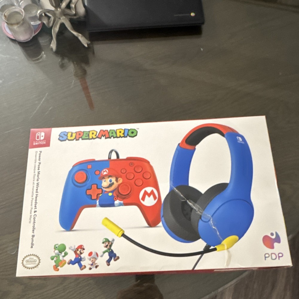 PDP Super Mario Wired Headset & Controller Bundle Power Pose Mario for Switch