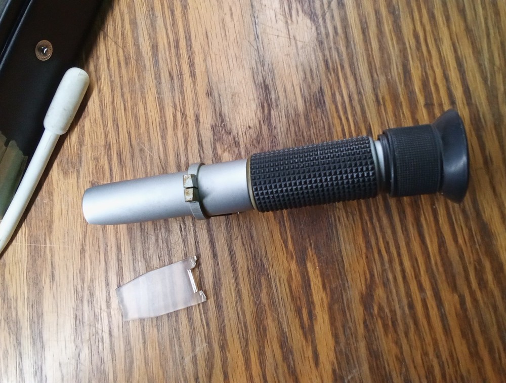 Portable Refractometer 0-32% Brix