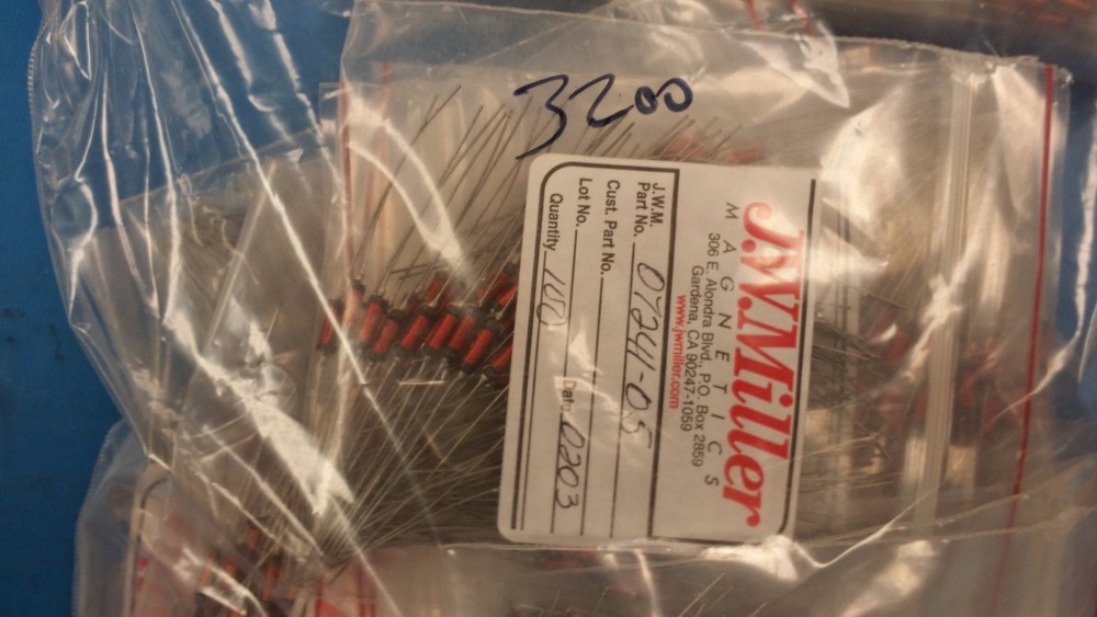 (10 PCS) 07241-05 JW MILLER Fixed RF Inductors 2.2uH 10%