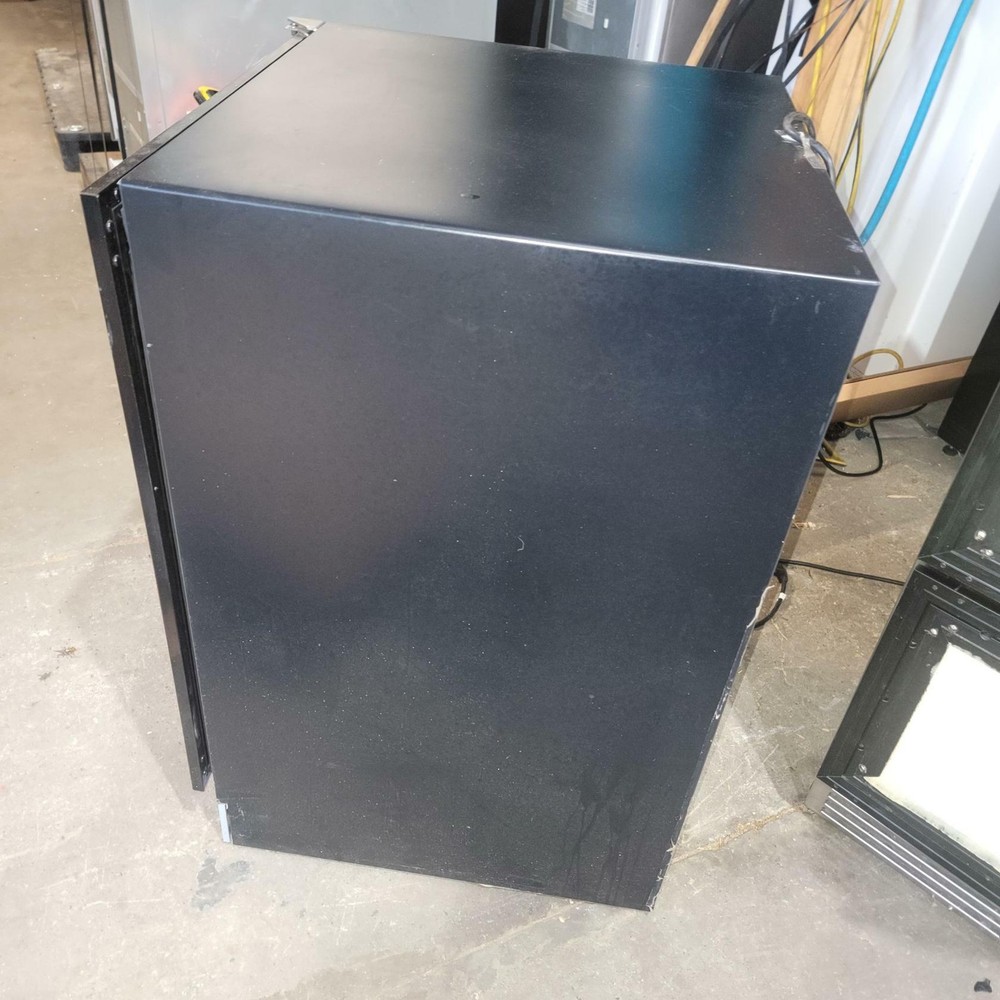 Perlick HC24BB42L 24" Undercounter Beverage Center - PANEL READY SOLID DOOR