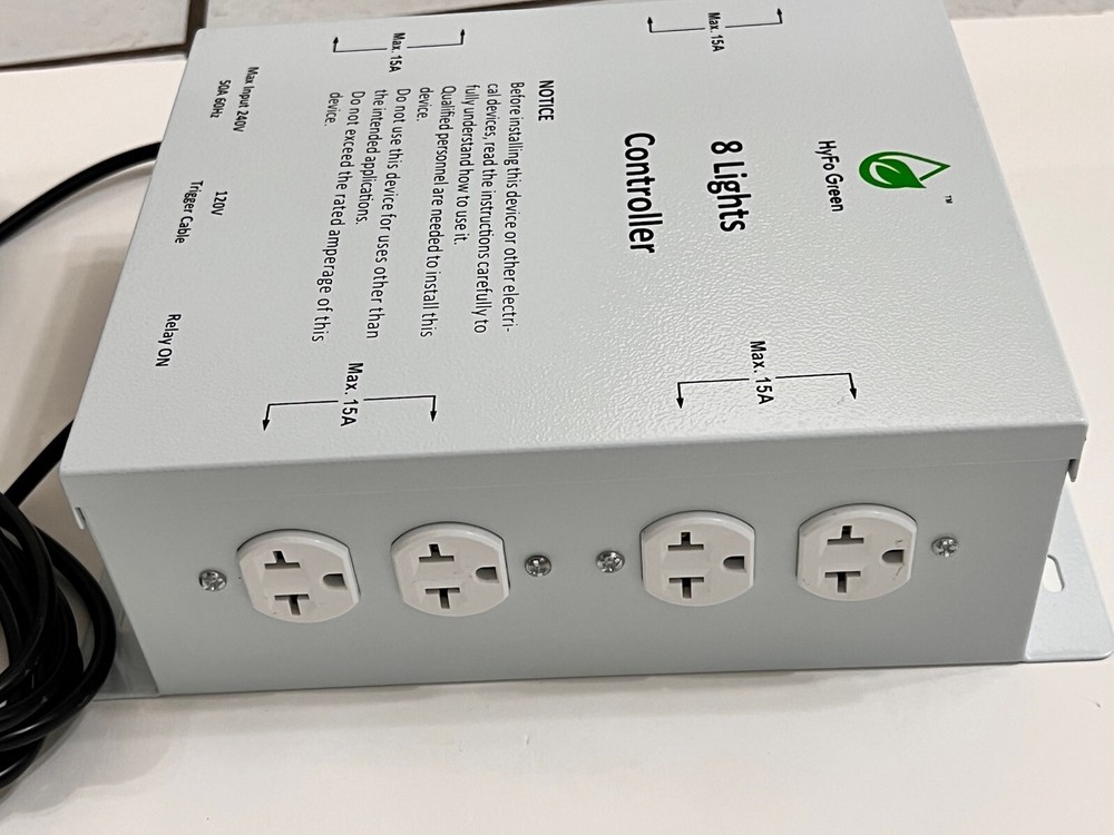HyFo Green 8 light controller w/trigger cord