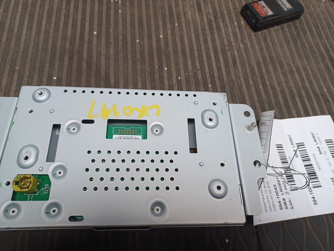 Info-GPS-TV Screen Front Display 8.0" Screen Fits 17-20 FUSION 2951629