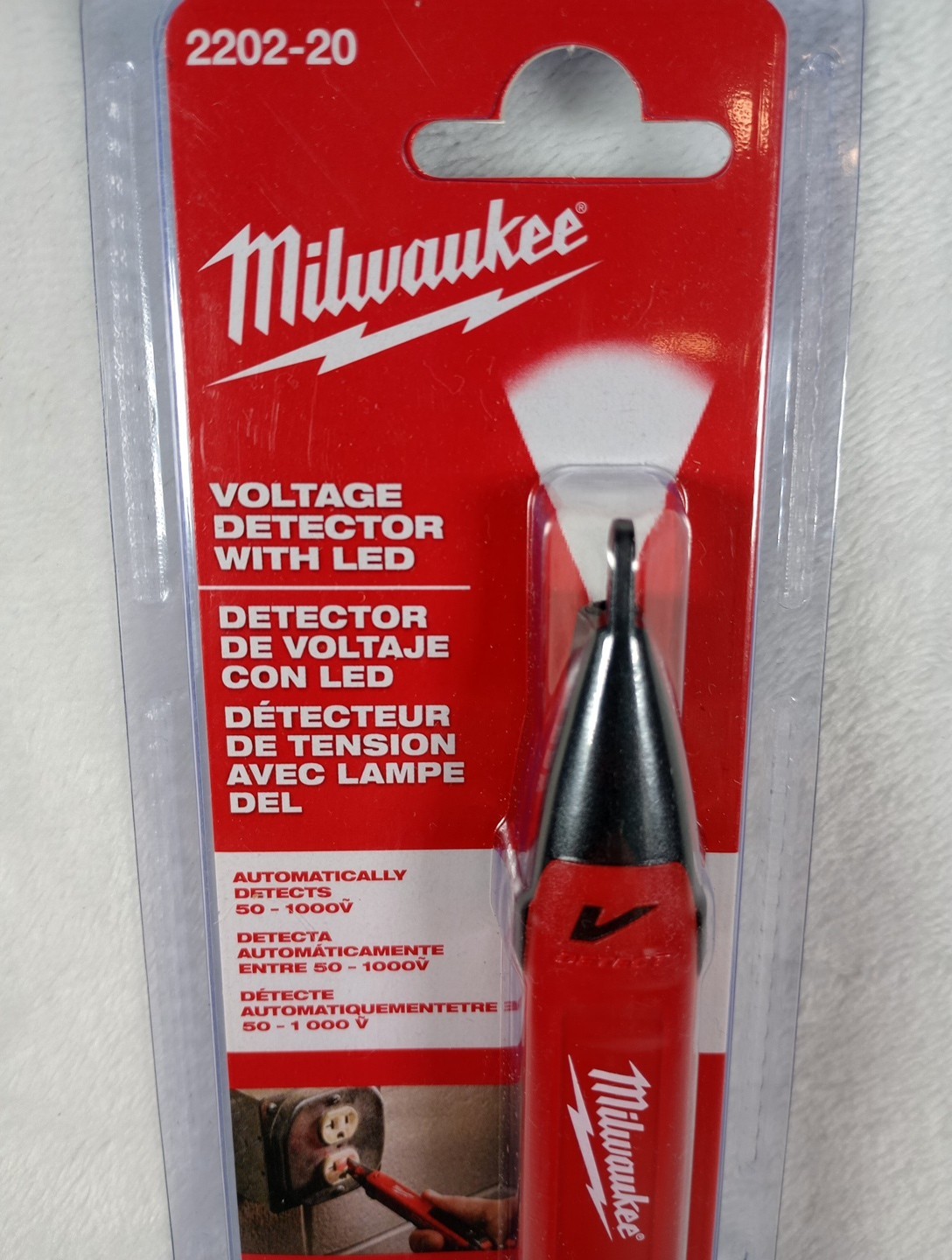 Milwaukee 2202-20 Dual Range Non-Contact Voltage Detector 10-1000V AC CAT IV