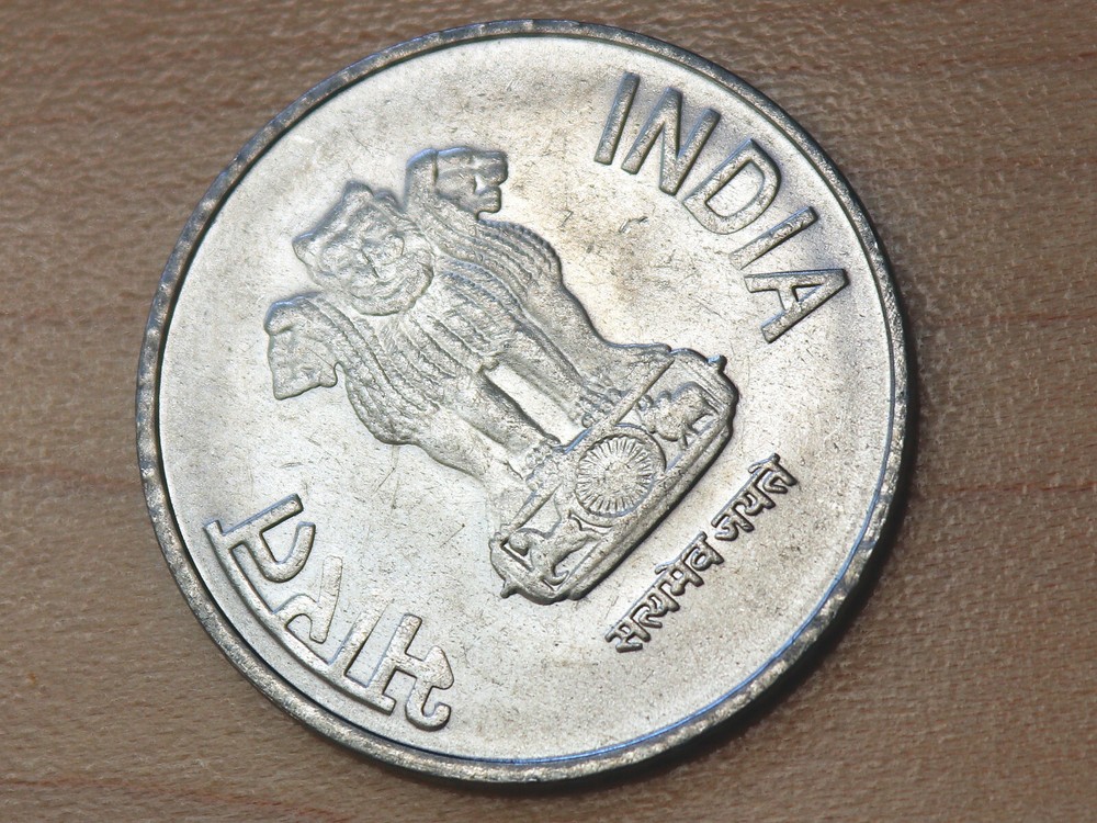 2013 India 2 Rupees Bombay Mint
