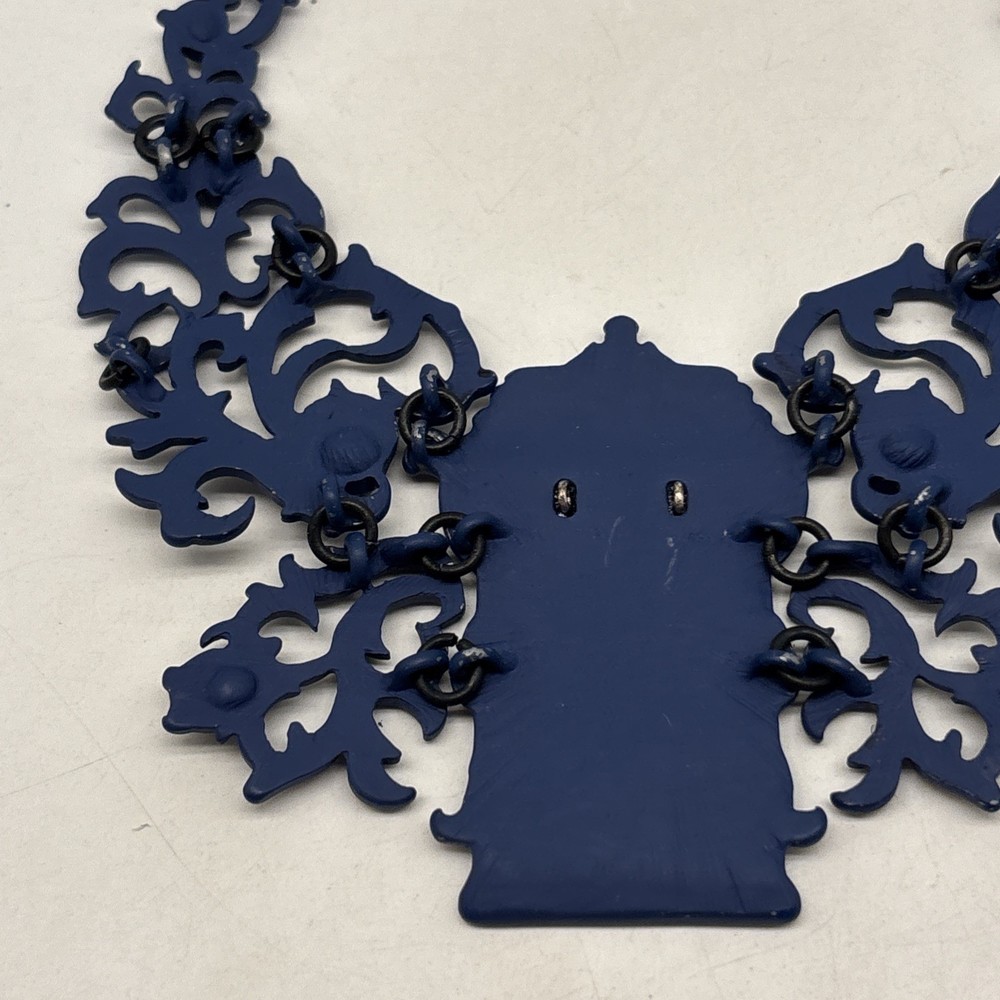 BBC Dr Who Tardis Statement Necklace!