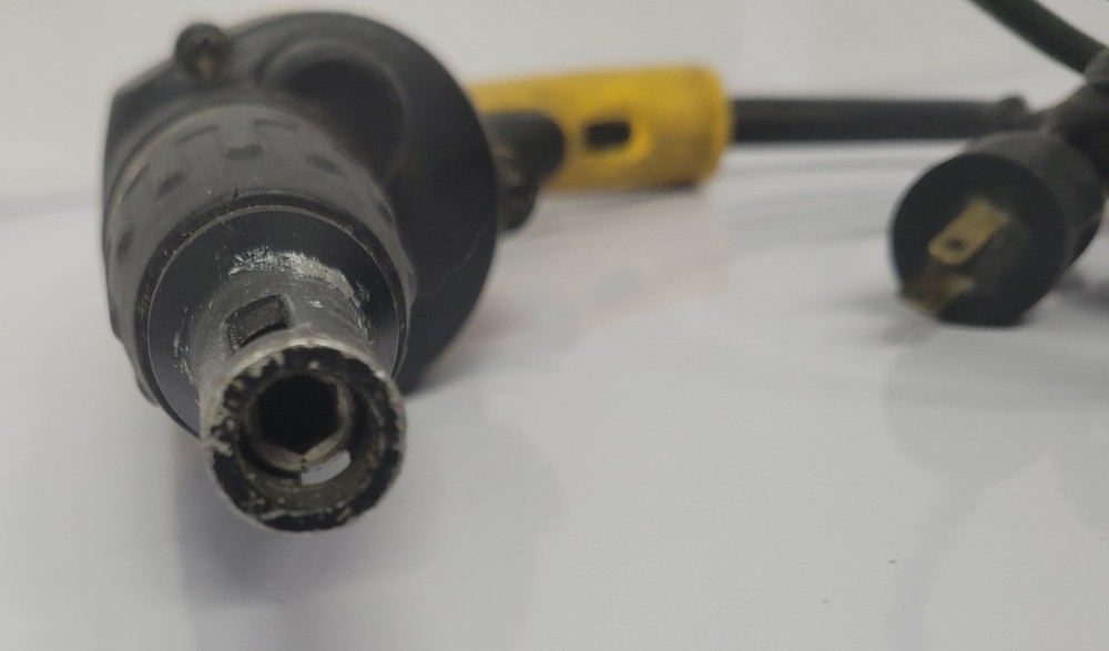 DeWALT DW257 VSR Deck/Drywall Screwdriver