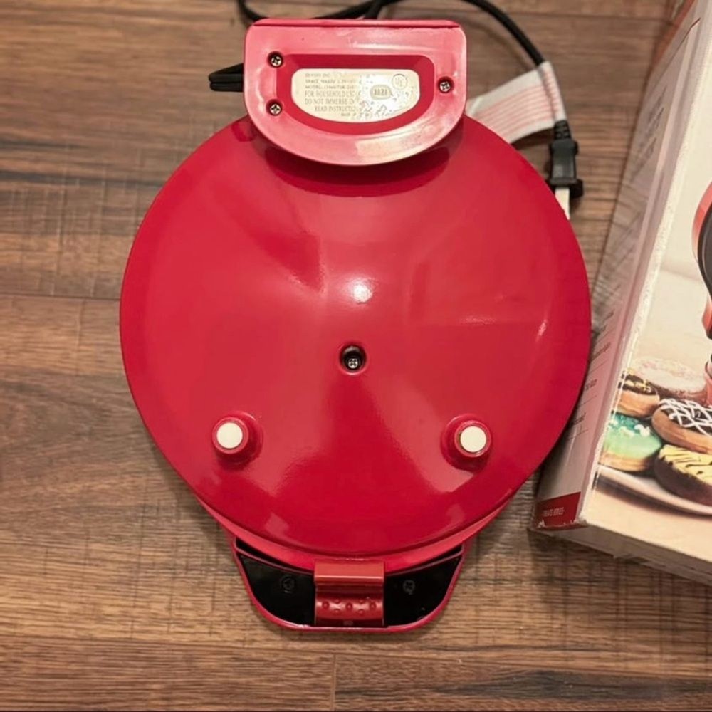 Bella Red Mini Bite Size Donut Maker Non Stick Healthy Even Baking
