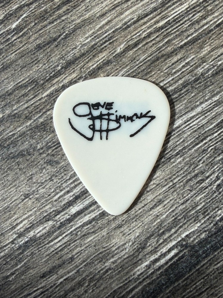KISS Guitar Pick GENE SIMMONS Revenge Club Tour Concert White Black Vintage Kiss