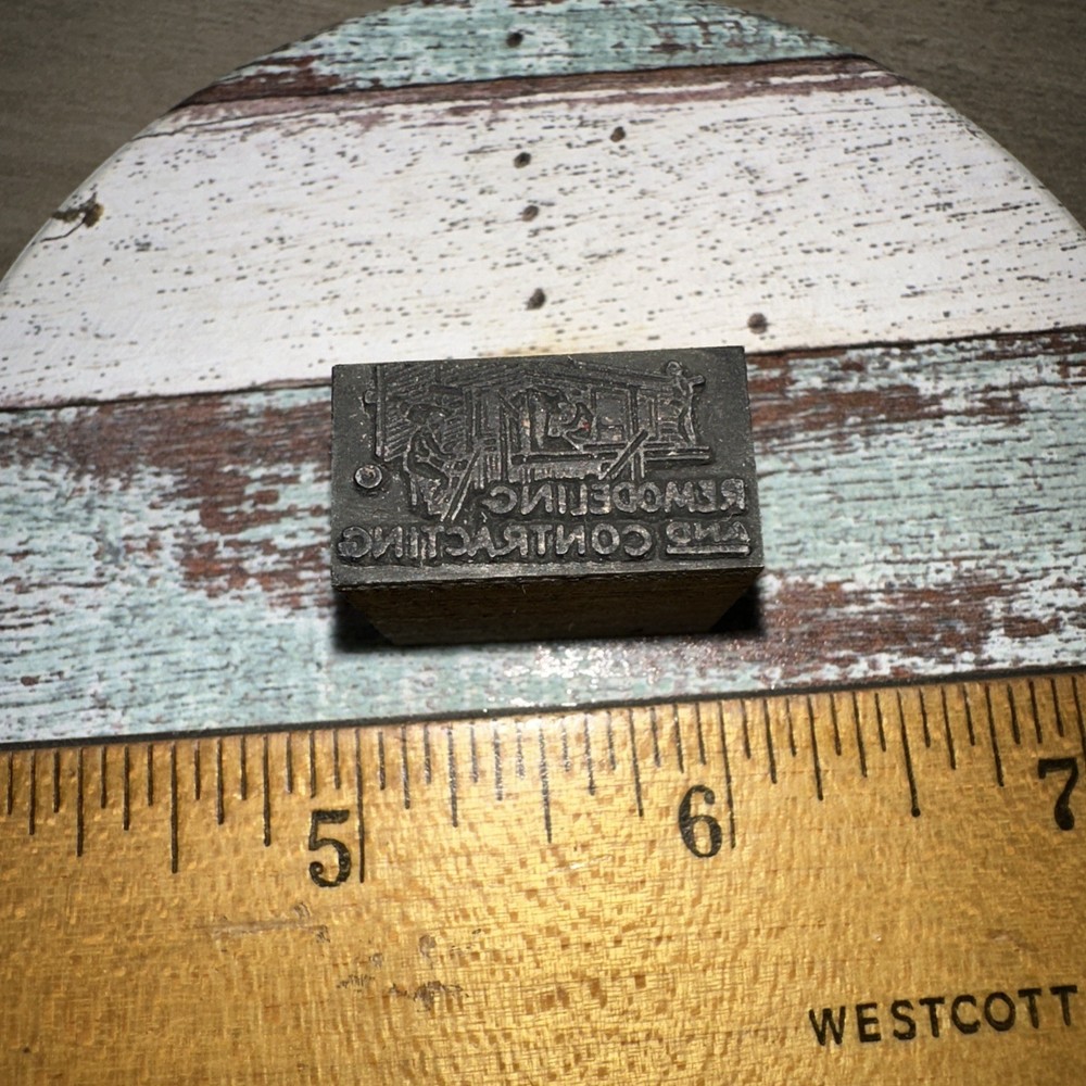 Printing Block ( Contracting And Remodeling ) Men Working on a House ￼