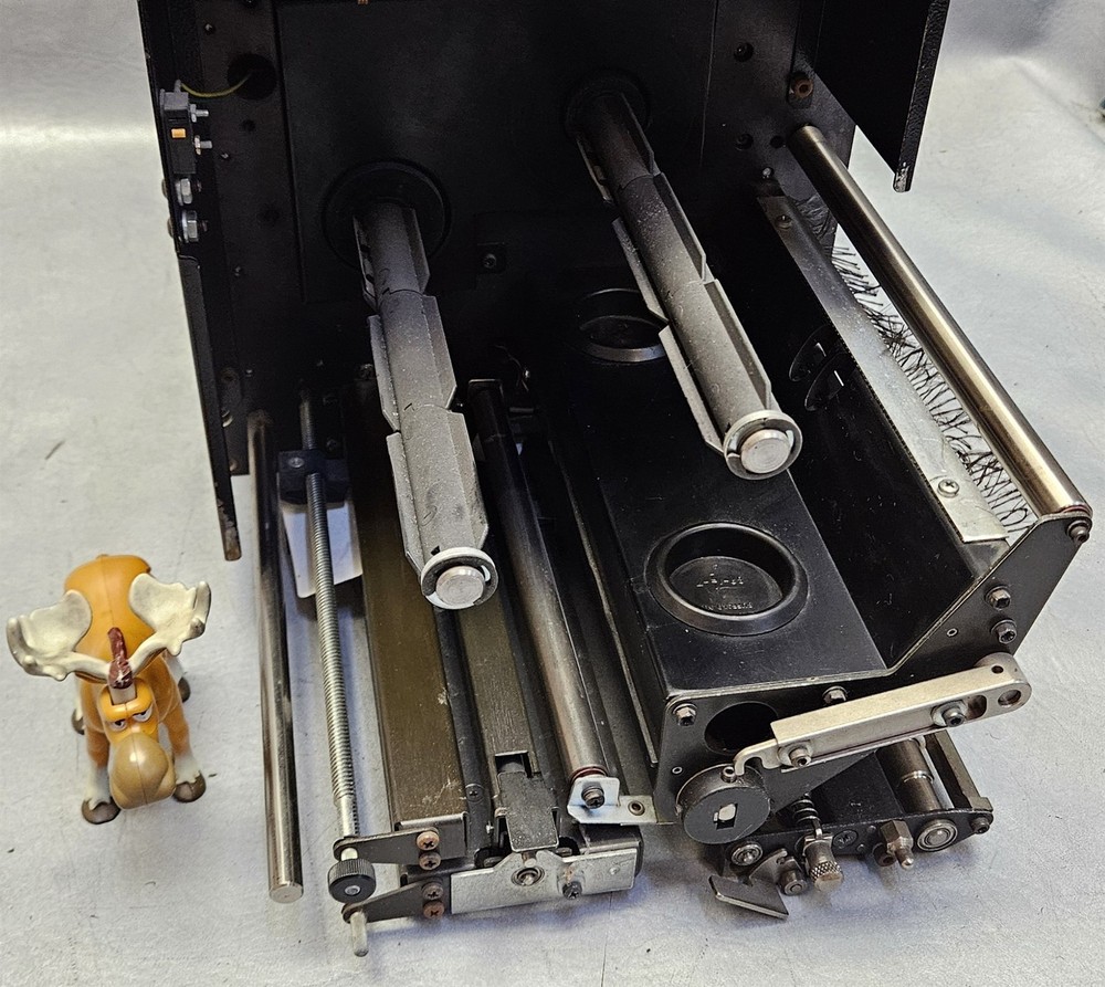 Zebra 172-R01-00000 Thermal Printer Label Applicator