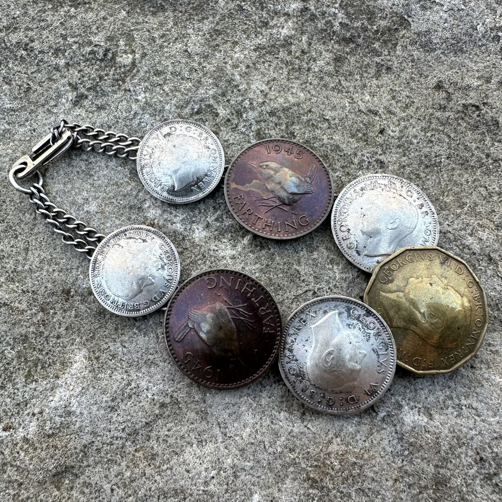 ORIGINAL WWII WW2 US GI Souvenir Coin Bracelet Made From Dog Tag Chain