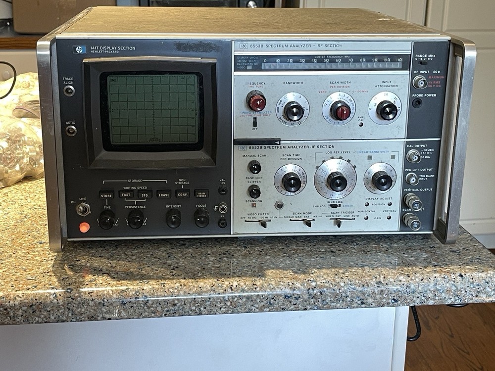 HP 141T with 8553B / 8552B IF sec. Spectrum Analyzer Powers On PLEASE READ