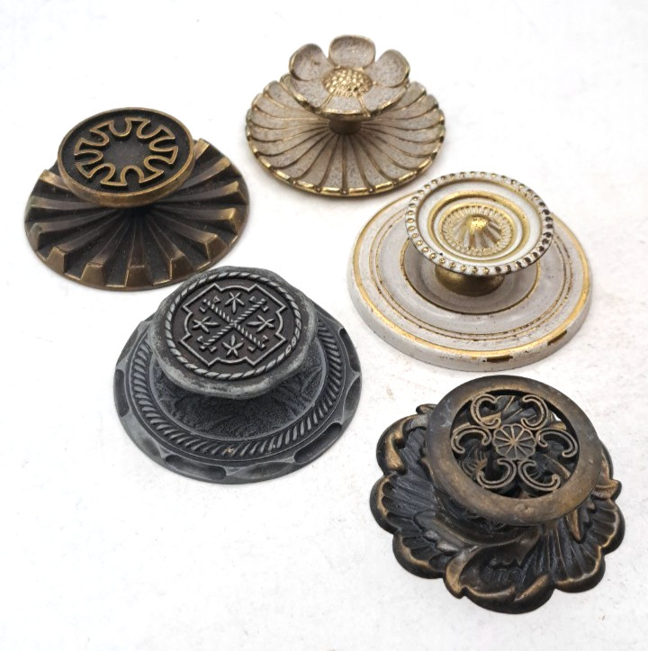 Vintage Drawer Knobs Cabinet Pulls Metal & Brass Mix Lot Hardware