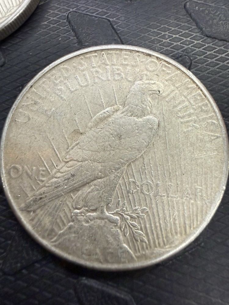 1923 S Peace Dollar 90% Silver