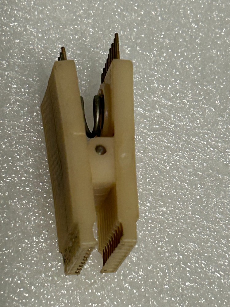 IC Test Clip API 18-Pin DIP USED Good condition Tested
