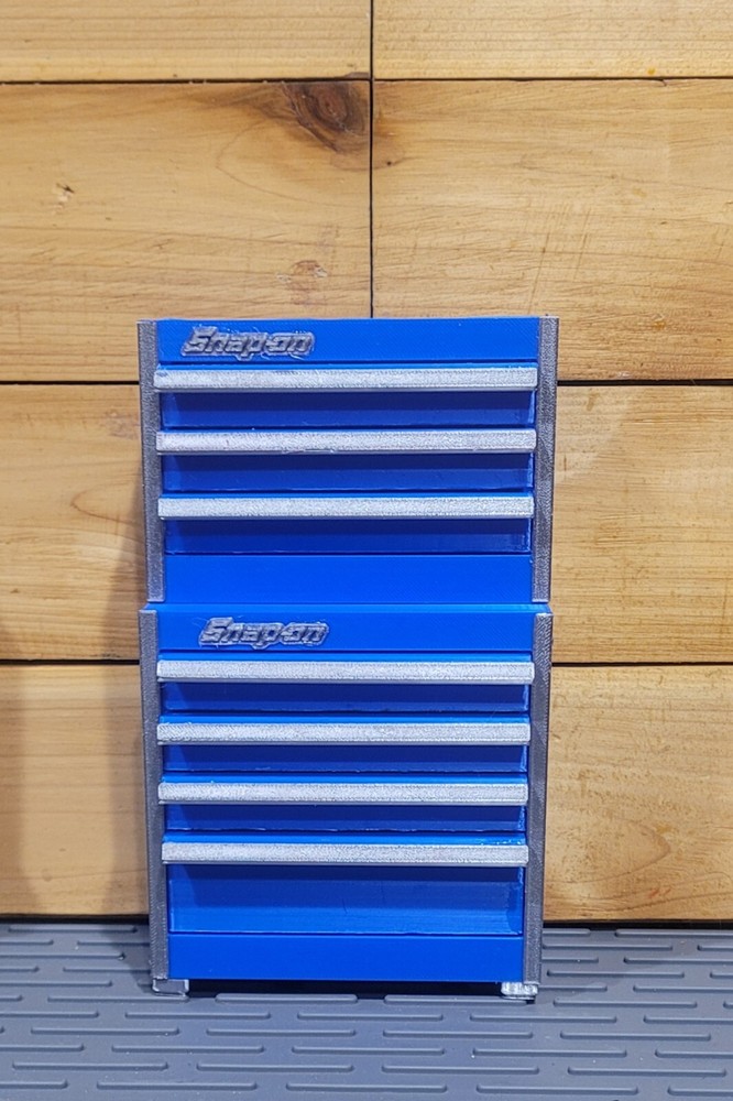 Novelty Mini Toolbox "Snap On"