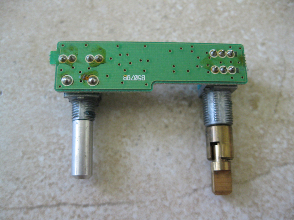 Icom Original IC-746 (PLAIN) TWIN PBT + M-CH controls in Excellent shape