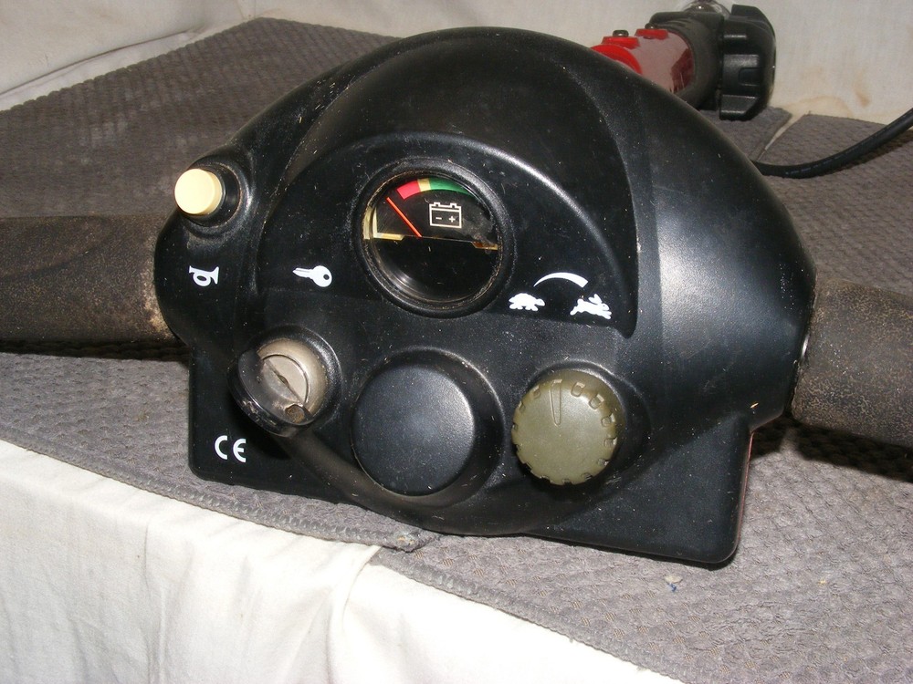 PRIDE SONIC MOBILITY SCOOTER REPLACE TILLER/HANDLE/CONTROL PANEL W/KEY**GENUINE