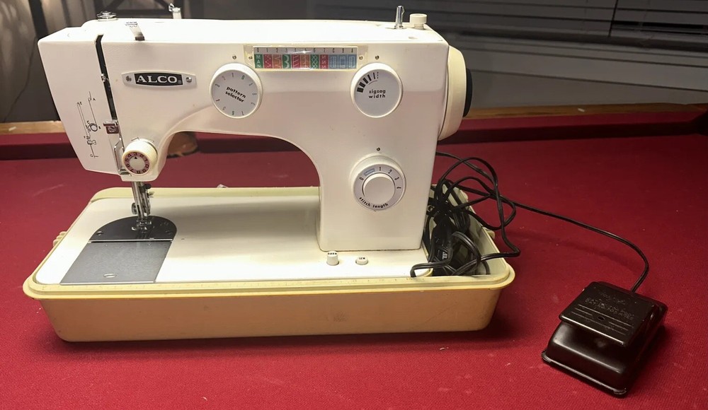 Alco Sewing Machine E56941 Allyn Model 2200