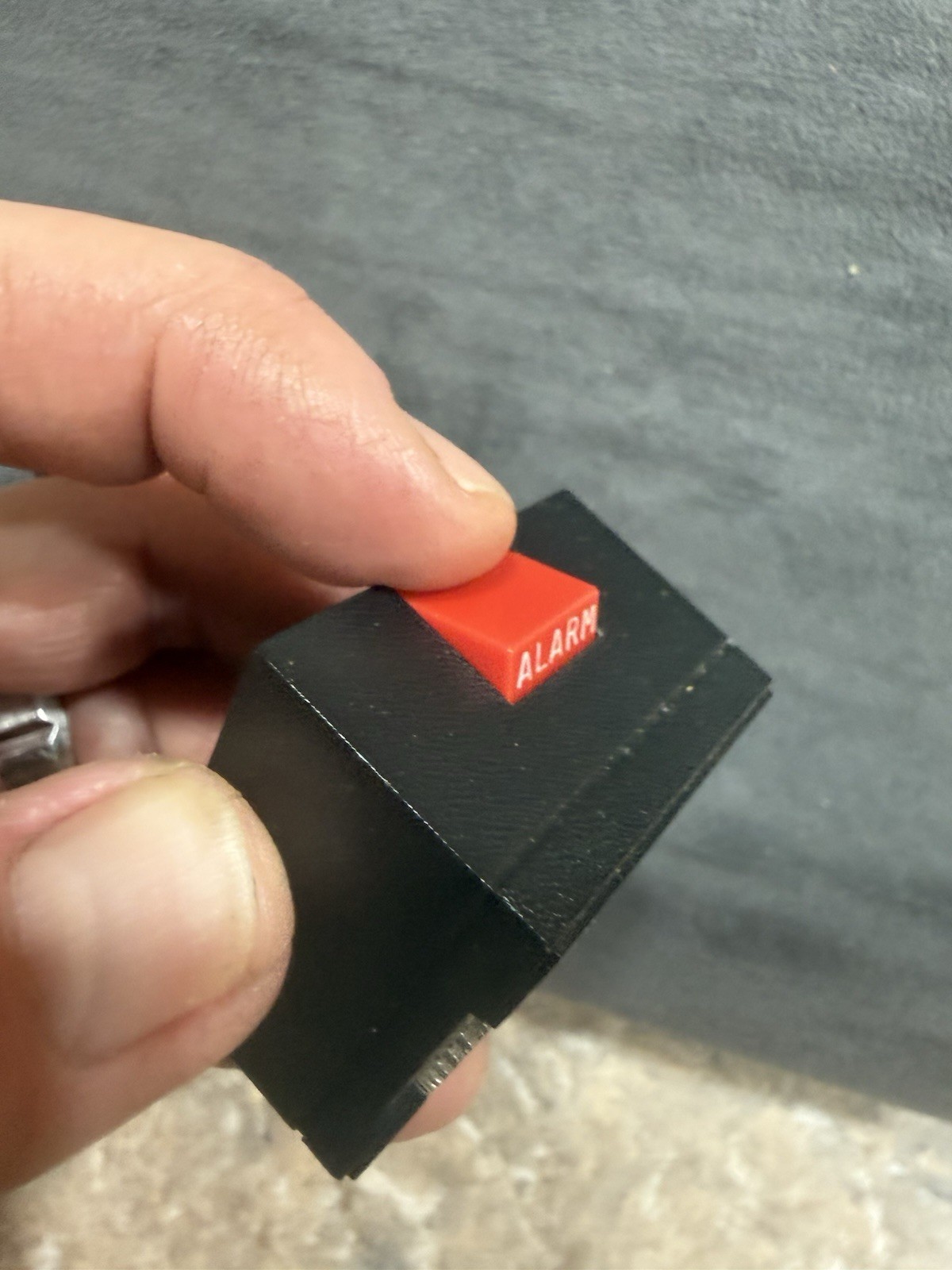 Vintage TIMEX Mini-Alarm Clock Travel Clock w Original Case Black Untested Retro