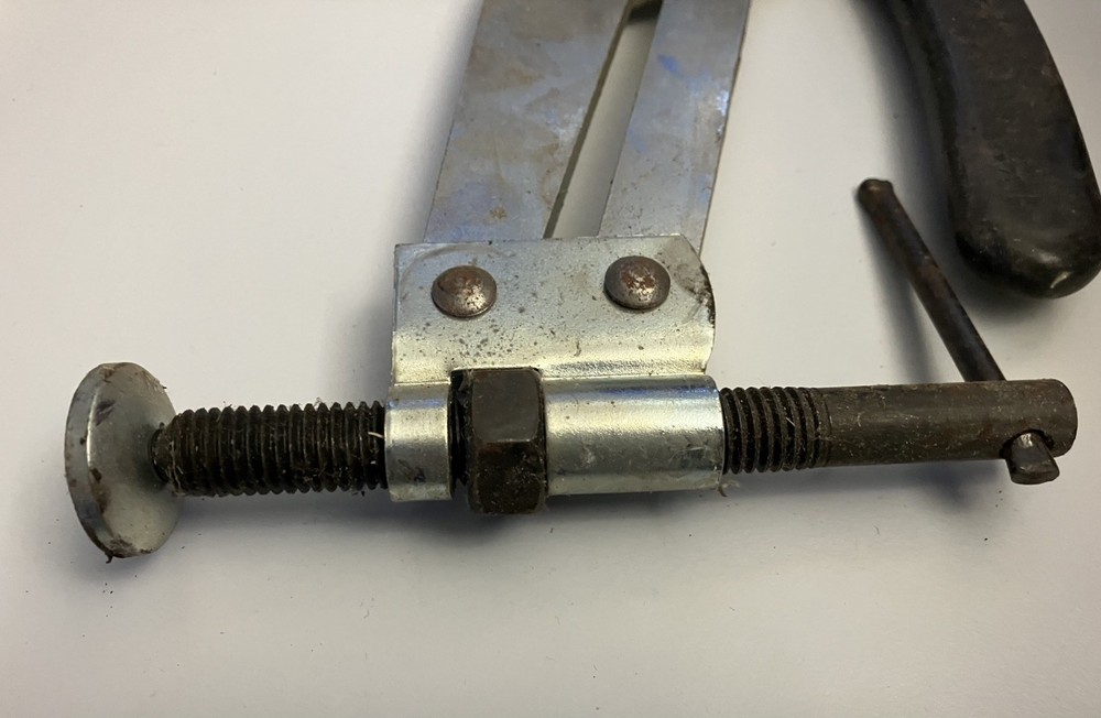 Sykes Pickavant Valve Compressor Model No. 660210.