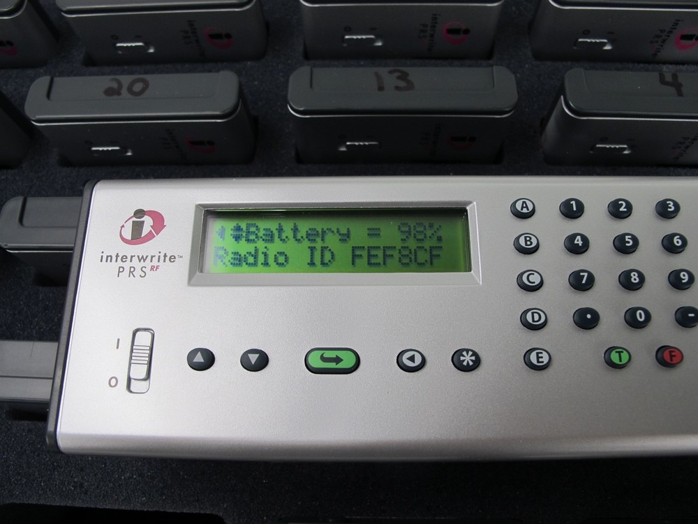 32 InterWrite PRS RF Personal Response System Student Remote R1 11-00682-01-R