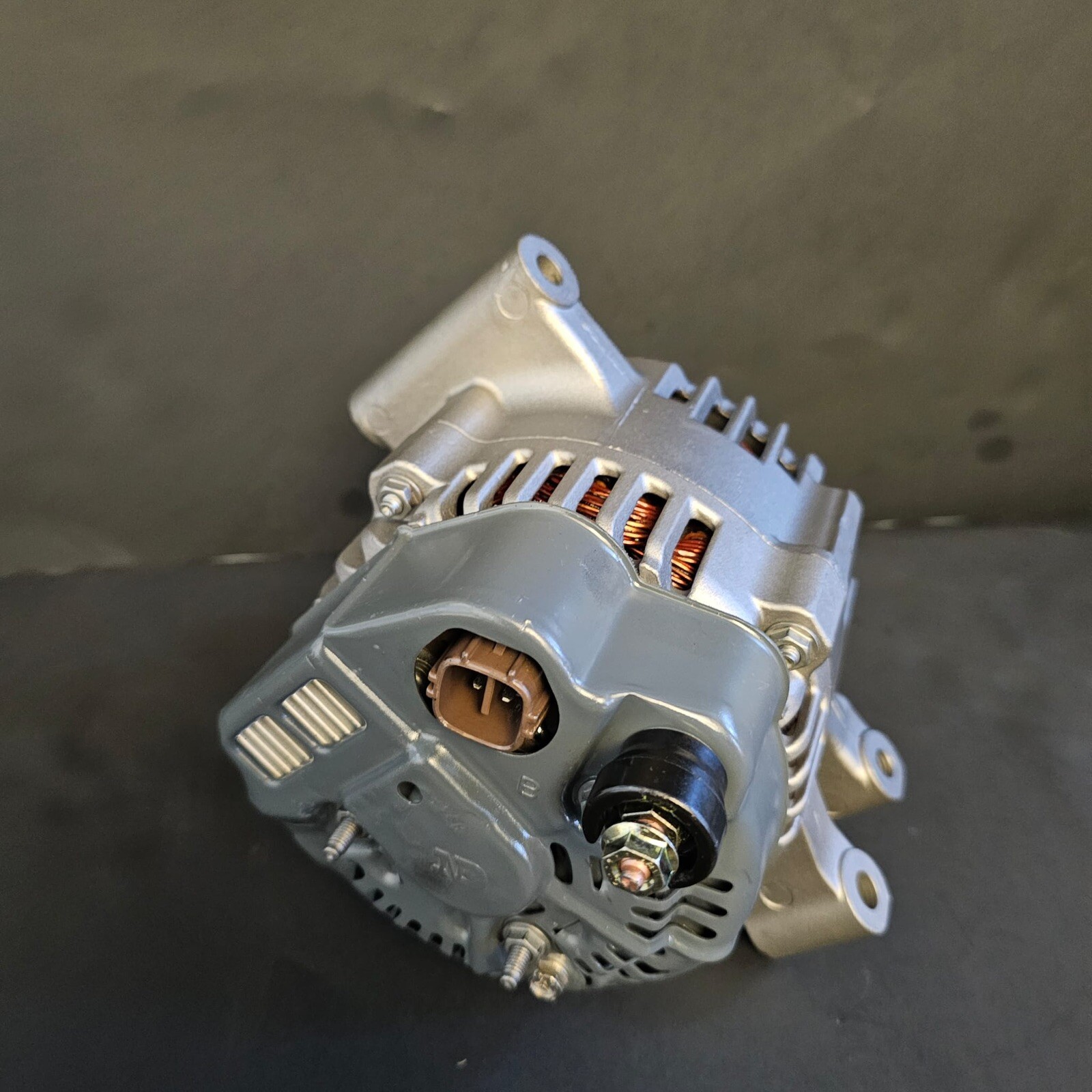 2002 to 2006 Acura RSX Type S ONLY. L4 2.0Liter Alternator Oem Reman by Rvv