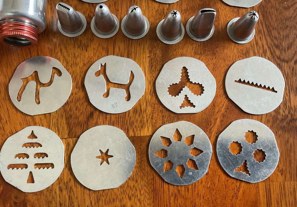 3” Diameter Mirro Cookie Press with 12 Discs 3 Tips and Decorator with 6 Tips