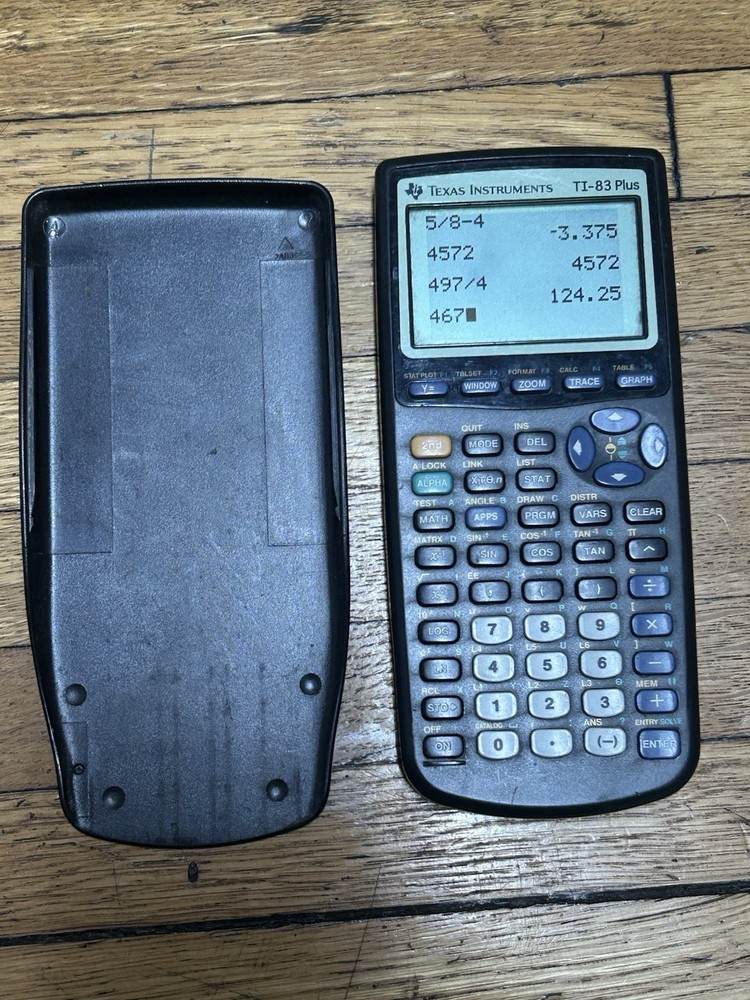 TI-83 Graphic Calculator WORKS