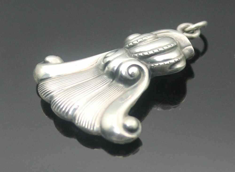 HALLMARKED FABULOUS VINTAGE SOLID STERLING SILVER PENDANT