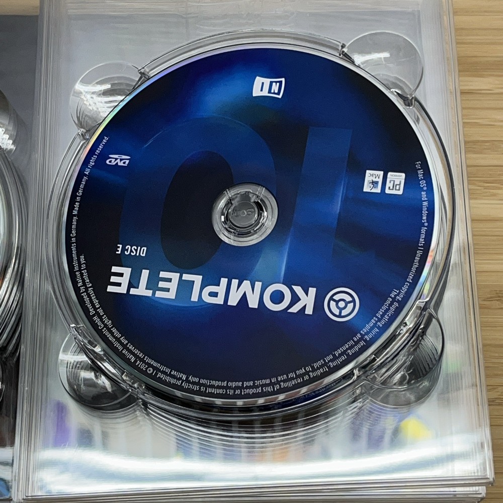 Native instruments Komplete 10