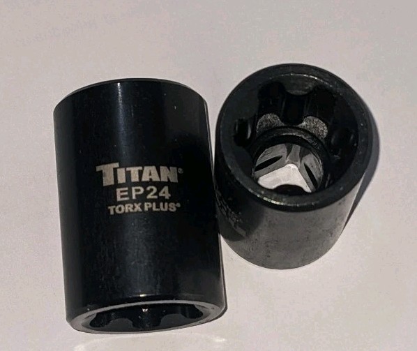 TITAN 2-PC EXTERNAL TORX PLUS SOCKET SET