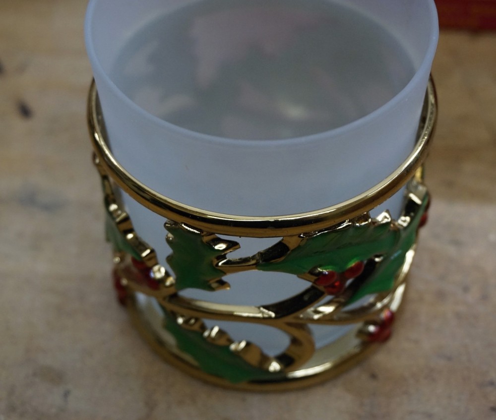 LENOX HOLIDAY GOLD VOTIVE