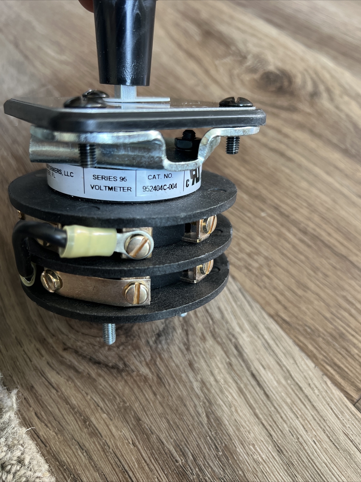 ITI General Electric Rotary Voltmeter Transfer Switch 952404C Series 95 600 vac