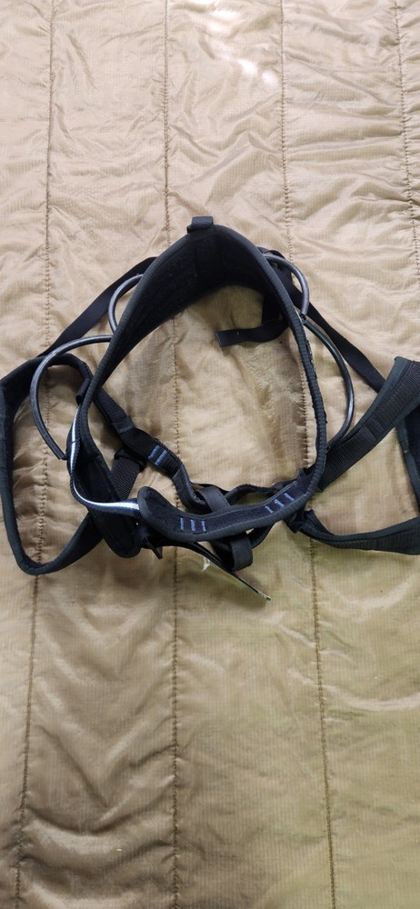 arcteryx climbing rappelling harness black blue large