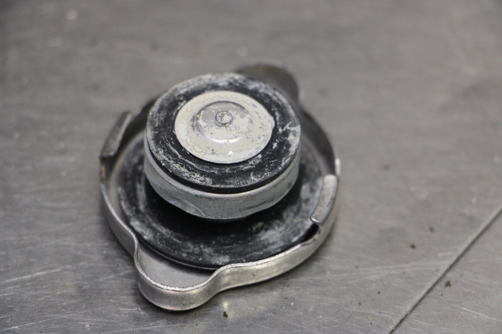03-04 Honda 600RR Engine Radiator Cap