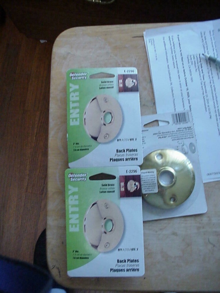 NIB DEFENDER SECURITY SOLID BRASS ENTRY 3 IN BACK PLATE E-2296  NEW  ms
