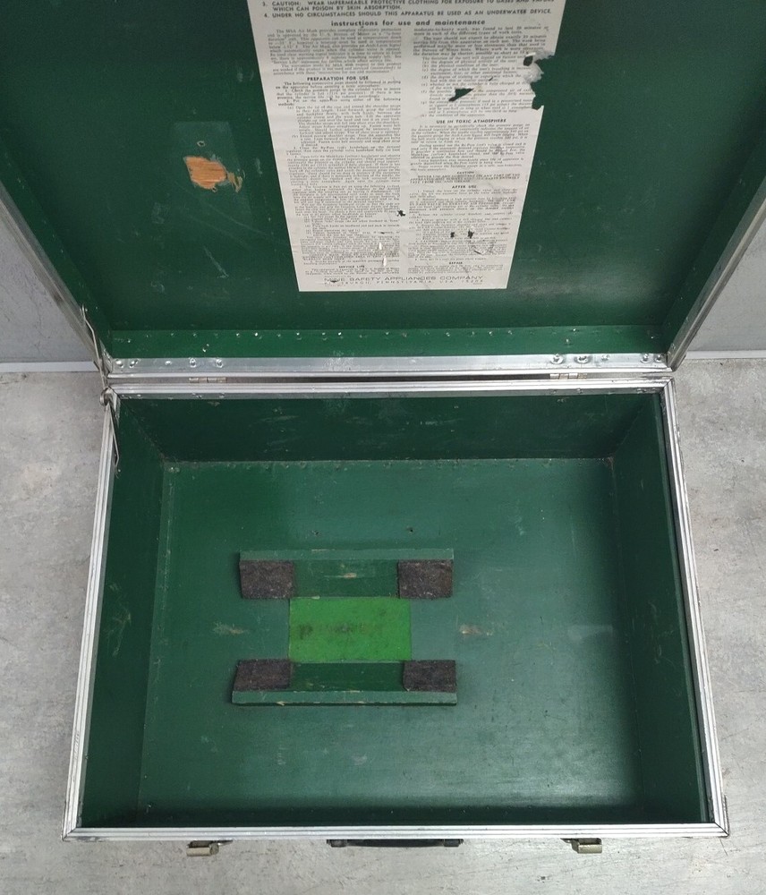 Vintage MSA AIR MASK PACK401 Box/Container