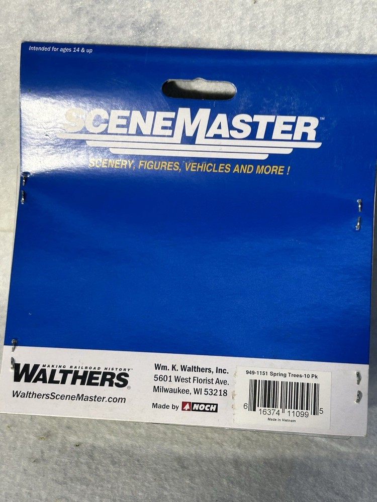 Nice Walthers Spring Trees 10 Pack HO