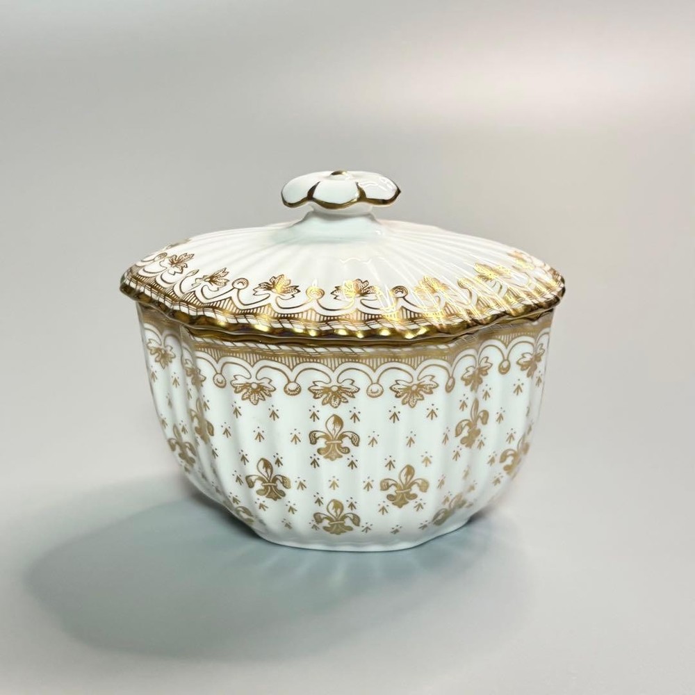 Spode Fleur de Lys Gold Sugar Pot