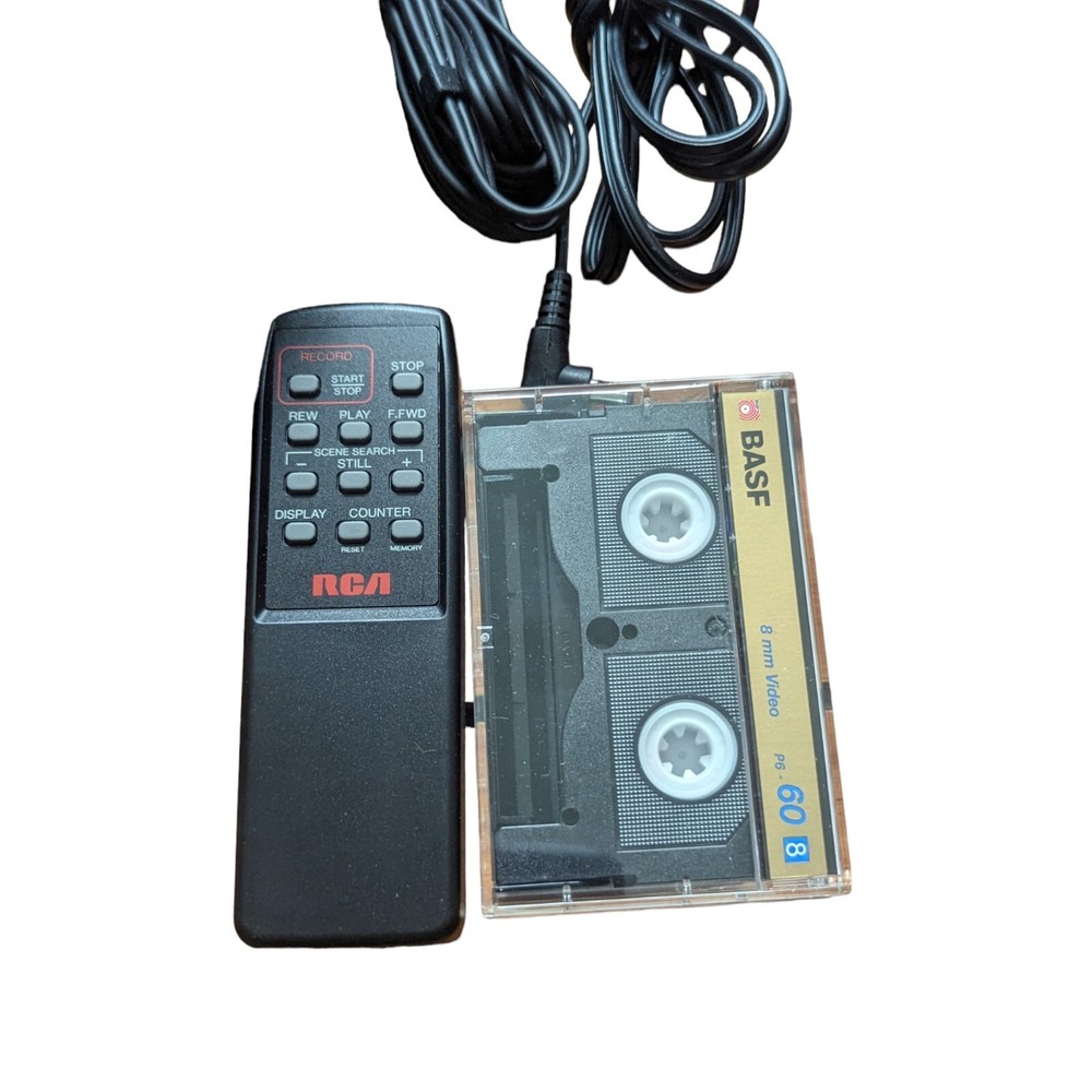 RCA PRO 8 Video Camcorder w/ Case Accessories Remote Extras