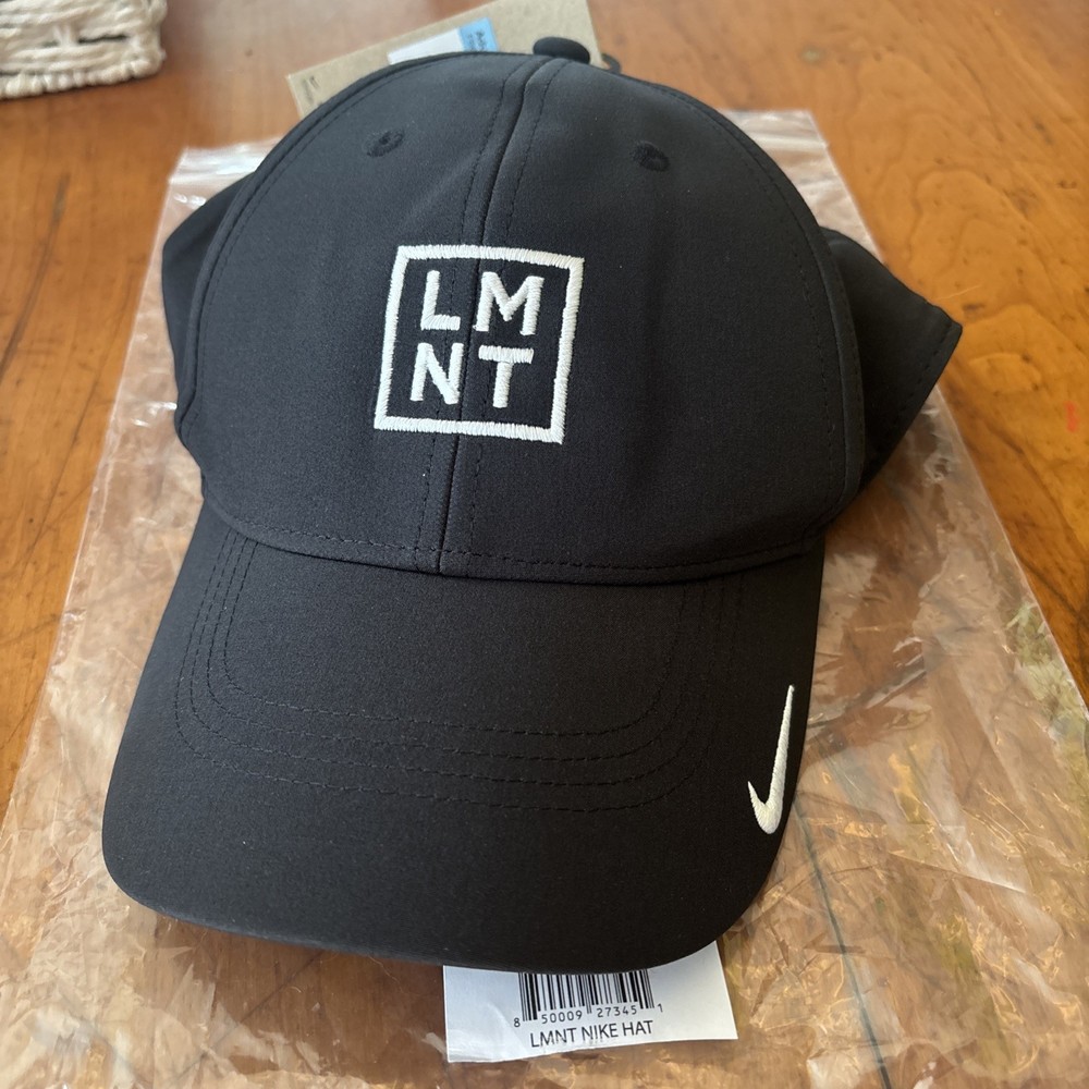 Nike LMNT M/L Golf Hat