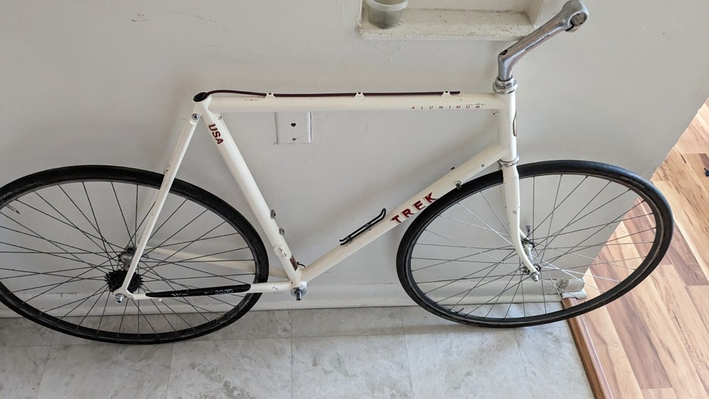 Trek 2000 Aluminum Frame set With Wheels