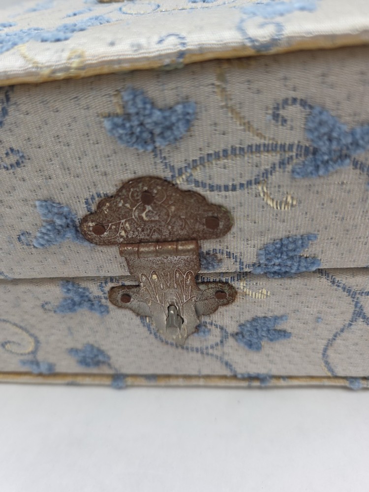 900 Silver Codiment Server