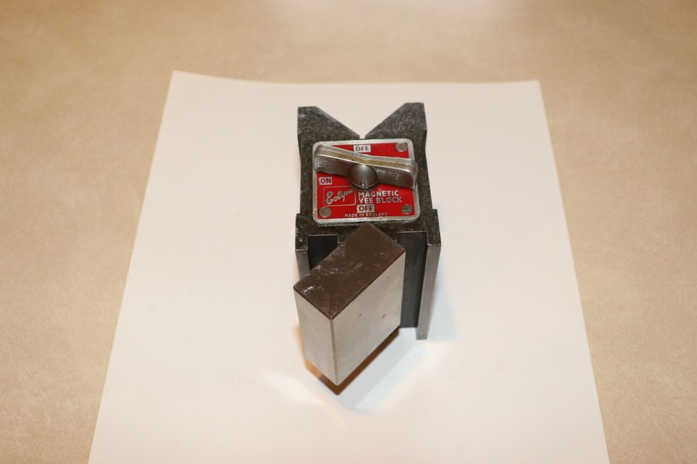Eclipse Dual-Vee Magnetic V-Block. # E934. Condition used.