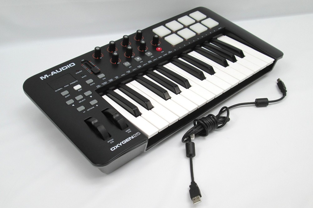 M-Audio OXYGEN25 MK IV USB MIDI Performance Keyboard Controller