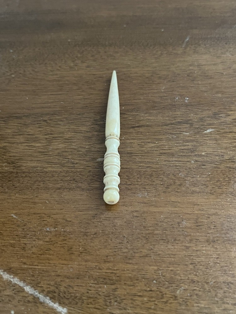 Antique Sewing Stiletto
